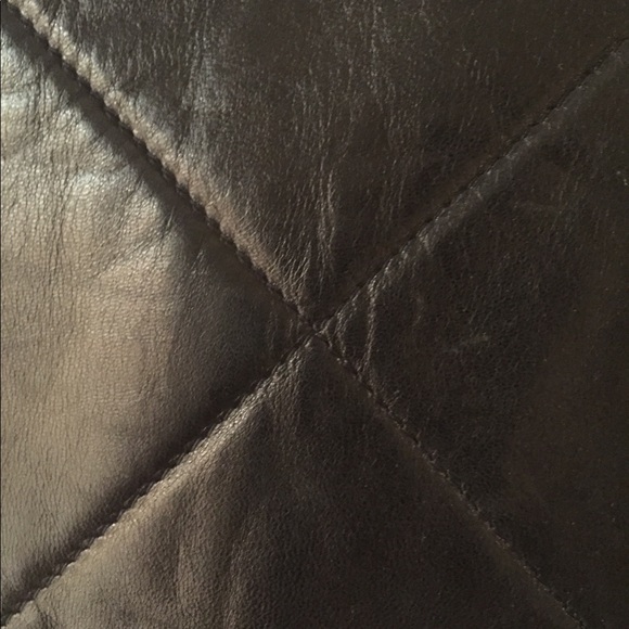 “AUTHENTIC” SALVATORE FERRAGAMO QUILTING BAG - Picture 3 of 8